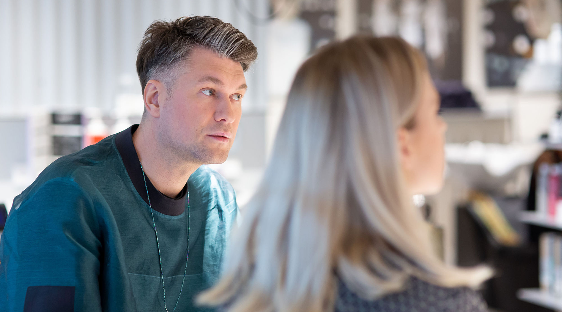 Atwins atsako: kuo skiriasi aliejus ir serumas?