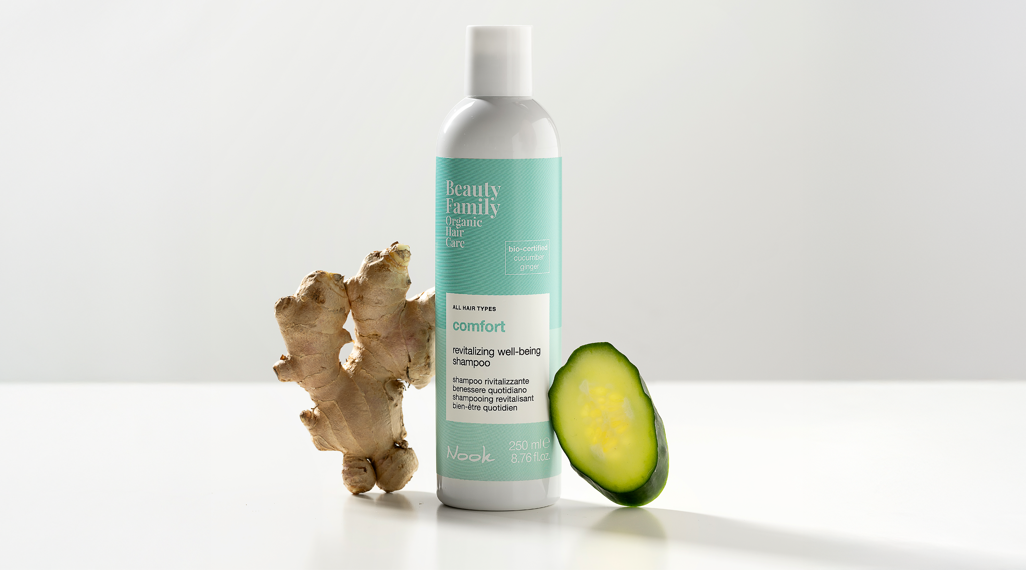 Natūralūs, nedažyti plaukai: kaip jiems suteikti daugiau žvilgesio?