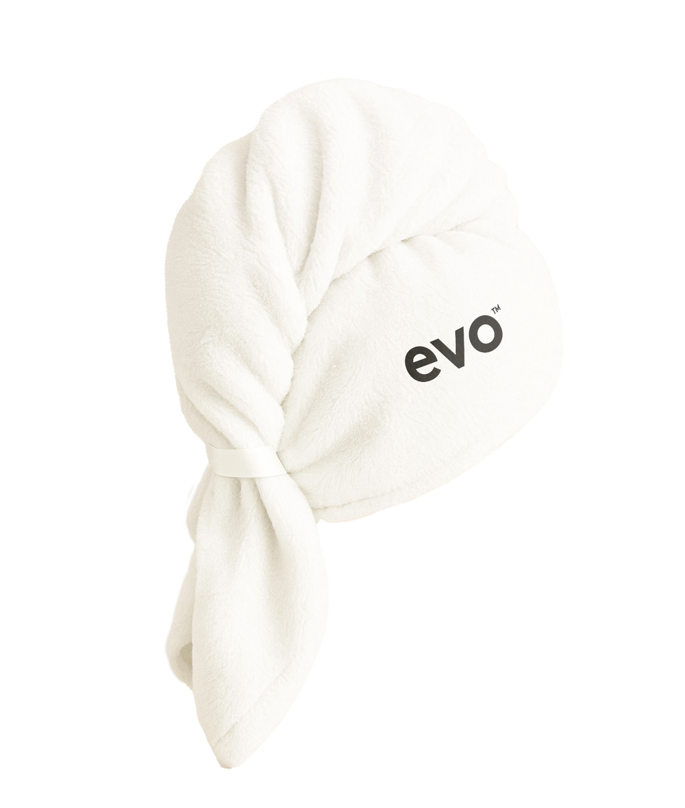 evo underwraps volume: gluttony šampūnas + kondicionierius + shape vixen apimties losjonas + plaukų rankšluostis